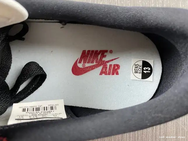 Rep LUCY Air Retro Low Jordan 705329-600 Chicago 1 0526